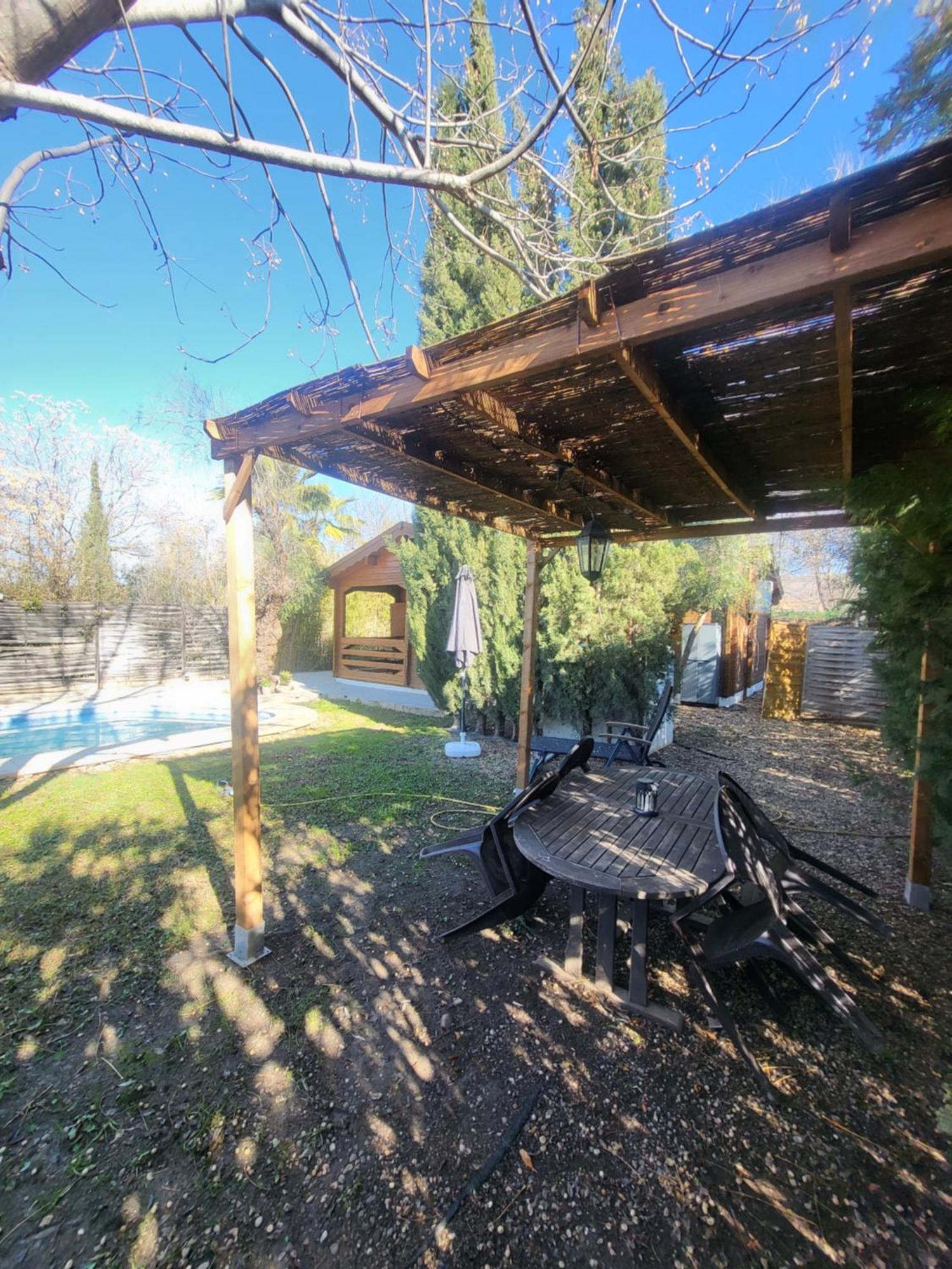 Casa Madera Urbanizacion Socorro Sevilha Exterior foto